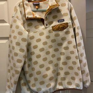 Patagonia fleece pullover